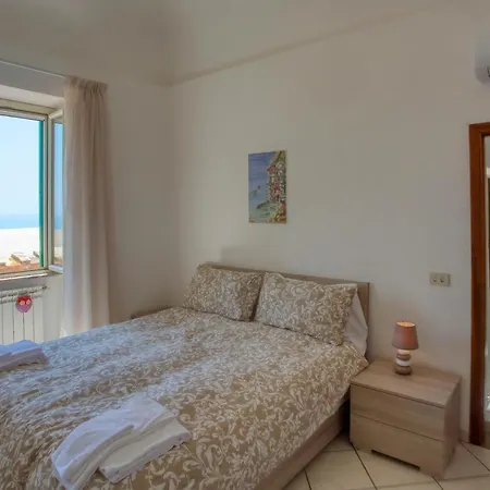 House In The Tower Apartman Amalfi