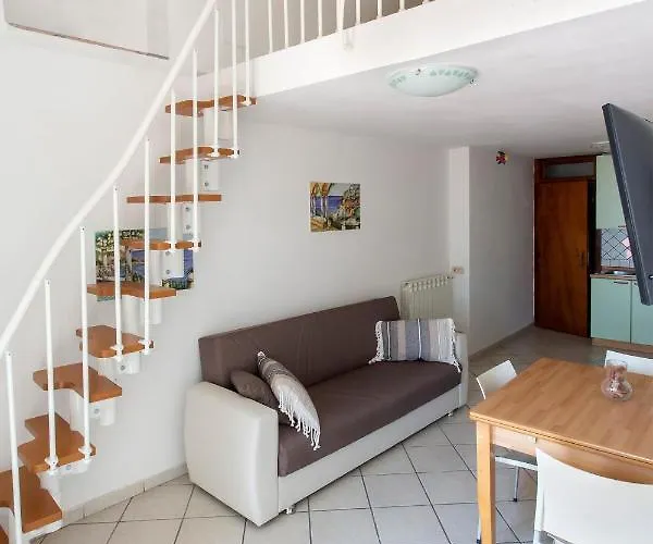 House In The Tower Apartment